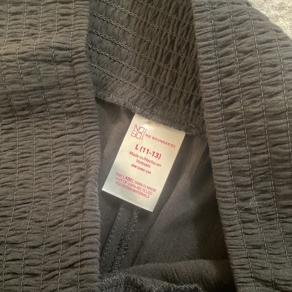 NWT No Boundaries Juniors Black Crepe Smocked Waist Wide Leg Pull On Pants Large - Picture 5 of 11